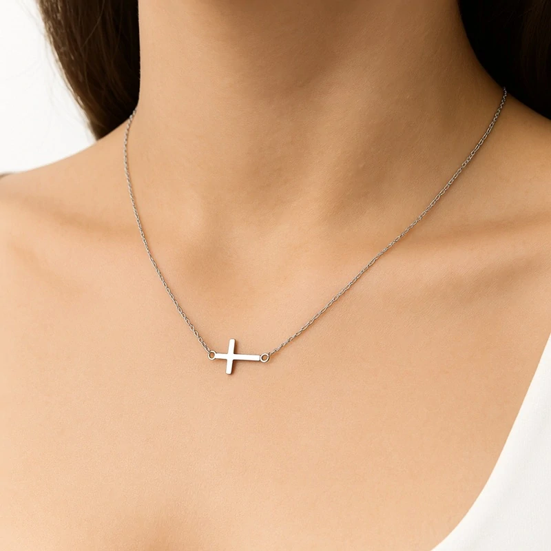 Dámský řetízek s křížkem 1,5 cm - silver z chirurgické oceli S11260050